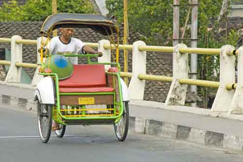 becak on bridge-AsiaPhotoStock