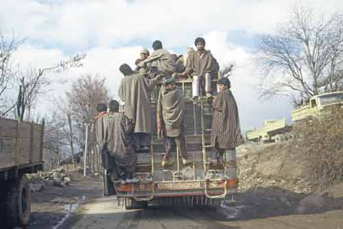 indian truck-AsiaPhotoStock