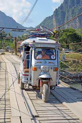 tuk bridge-AsiaPhotoStock