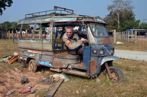 tuk tu klaos in bad state-AsiaPhotoStock