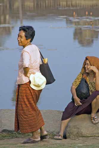 two women-AsiaPhotoStock