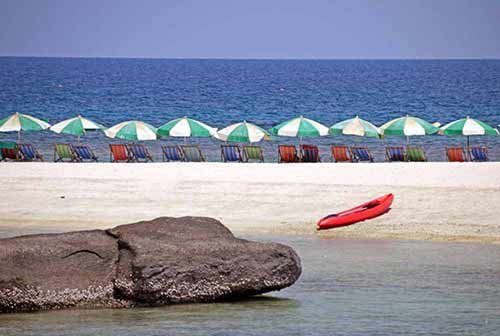 umbrellas nangyuan-AsiaPhotoStock