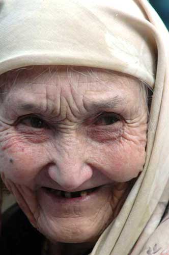 xinjiang old lady-AsiaPhotoStock