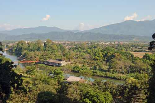 vang vieng-AsiaPhotoStock