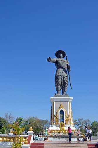 vientiane statue-AsiaPhotoStock