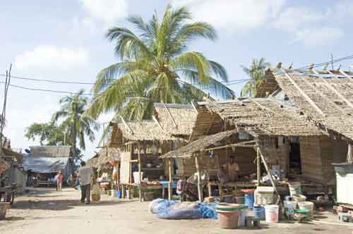 fishing village housing-AsiaPhotoStock