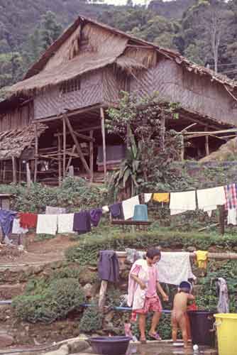 village laundry-AsiaPhotoStock