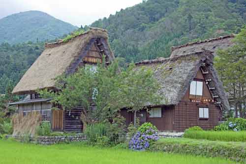 village shirakawa go-AsiaPhotoStock