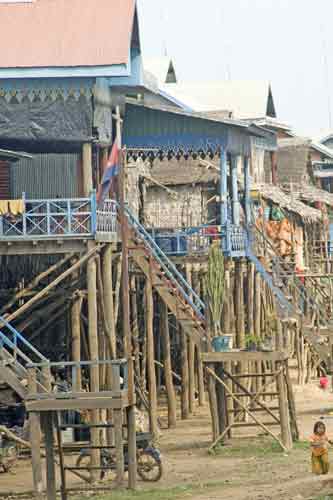 Kampung Phluck house-AsiaPhotoStock