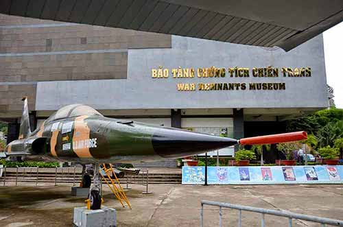 war remnants museum-AsiaPhotoStock