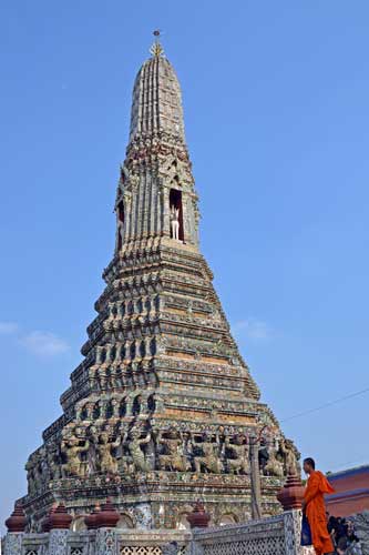 wat arun bangkok-AsiaPhotoStock