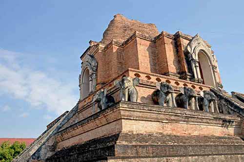 wat chedi luang chiang mai-AsiaPhotoStock