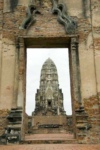 wat ratchaburana-AsiaPhotoStock