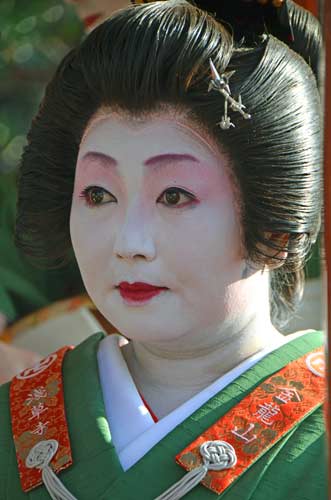 white face geisha-AsiaPhotoStock