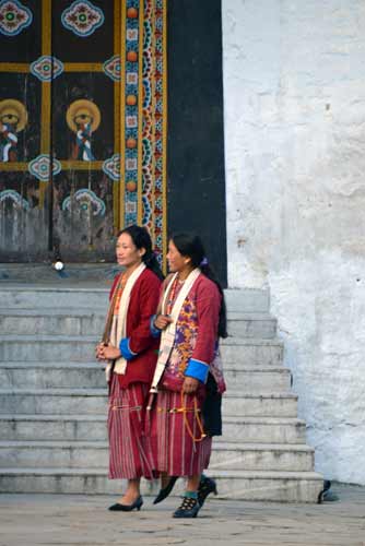 women tawang-AsiaPhotoStock