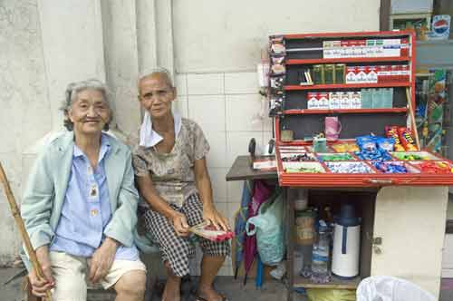 women manila-AsiaPhotoStock