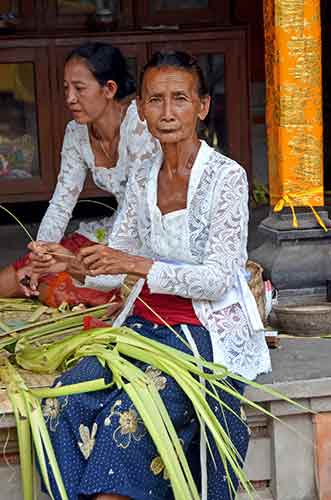 working for temple-AsiaPhotoStock