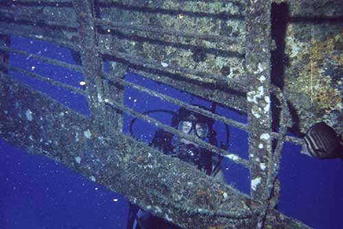 diving on a wreck-AsiaPhotoStock