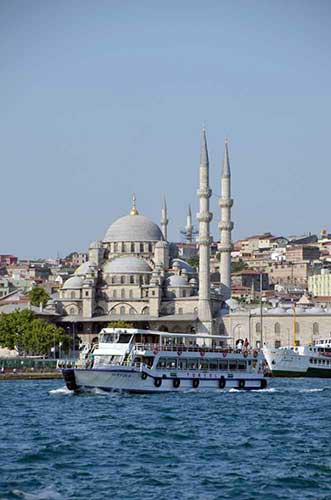 yeni bosphorus-AsiaPhotoStock