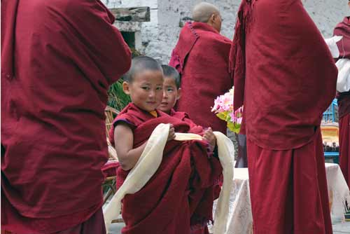 young nun-AsiaPhotoStock