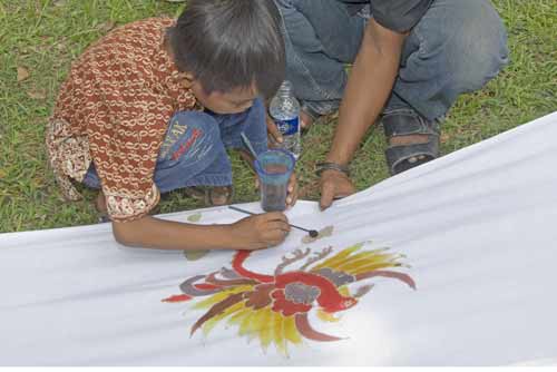 youth batik-AsiaPhotoStock