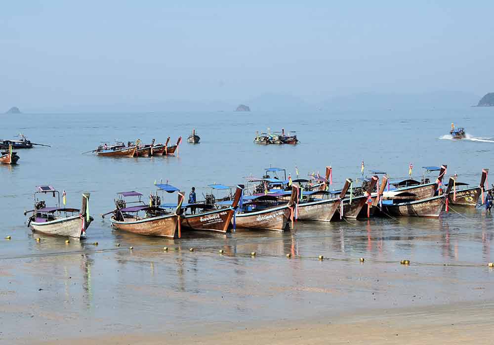 2-tour-boats.jpg-asia photo stock