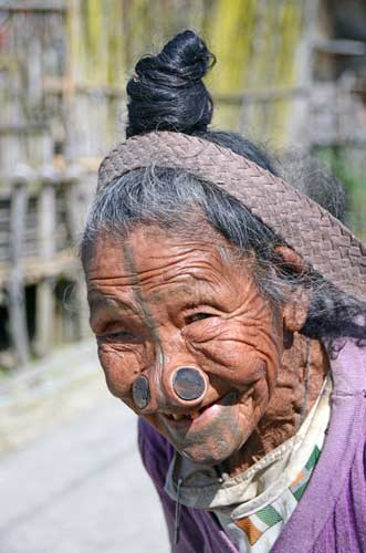 friendly apatani-AsiaPhotoStock