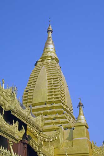 golden shwezigon-AsiaPhotoStock