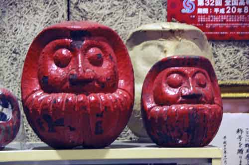 old daruma-AsiaPhotoStock