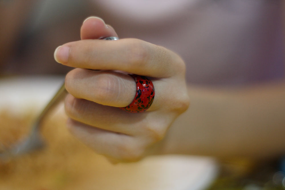 red ring-AsiaPhotoStock