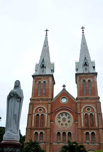 saigon church-AsiaPhotoStock