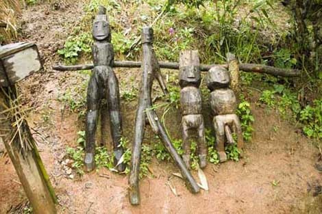 akha totems-AsiaPhotoStock